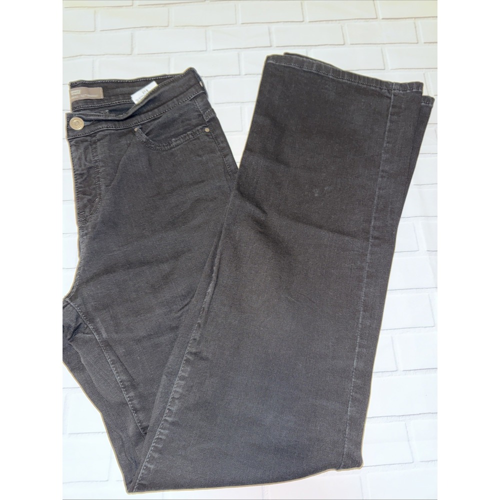 Levi Women Size 6 Bootcut Jeans Perfectly Slimming Blue Slim Fit Regular Waist